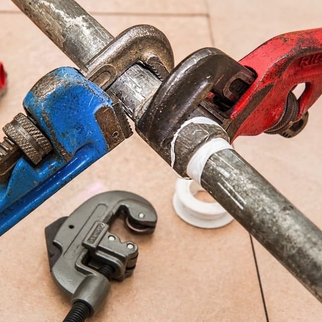 wheel-house-tool-repair-pipe-wrench-873804-pxhere.com (1) (1) (1)